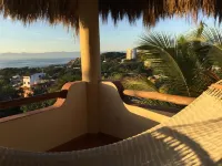 Beautiful Tropical House with Ocean VIEWS!