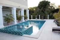 Charming 2-bedroom apartment with WiFi, AC in marvelous Nassau