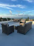 SBS Seaview Villa - 5 Bed/4Bath with Private Pool and 5 Min from Excursions - 4-Star