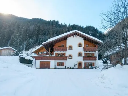 House Lerch Отели в г. Гашурн