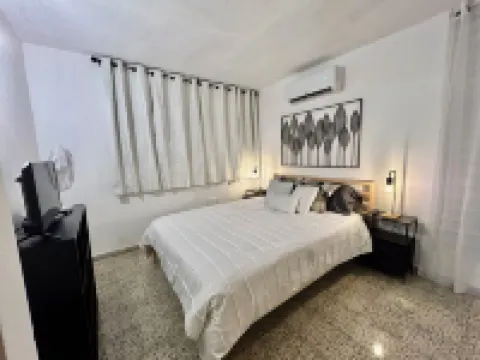 Spacious 5-Br House with Private Pool, WiFi, AC in Lovely Luquillo