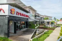 Luxury NEW Apt -24/7 sec- 10 min from SJO Airport Отели рядом с достопримечательностью «CitiCinemas Plaza Real Cariari»