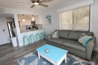 Charming Beach Condo (recently remodeled