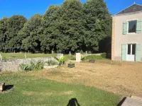 A charming Domaine de La Béchetière, located 2h15 from Paris! 빠흑쎄-슈흐-사르트 호텔