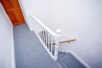 cosy ,spacious ,clean 3 bed house,10miuntes walk from town centre