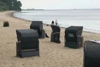 New! Fantastic vacation home with upscale furnishings awaits you!