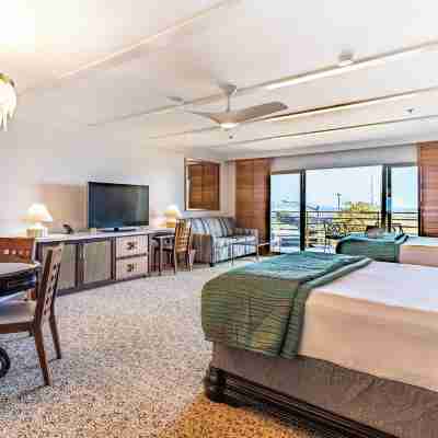 Pacific Terrace Hotel Rooms