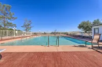 Eloy Desert Oasis w/ Courtyard & Pool Access! - Holiday Apartments