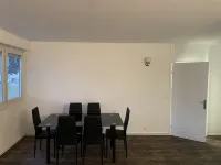 Bel Appartement Spacieux, Lumineux Avec Parking