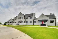Myrtle Beach Condo w/ Community Perks