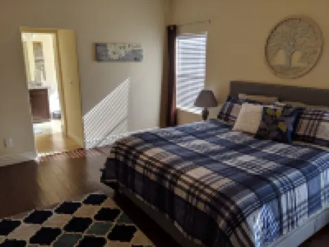 Mendoza Residence, our Great & Spacious Home in Southern Mesa