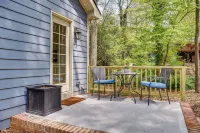 Beautiful Raleigh Cottage Rental 5 Mi to Downtown - spa