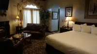 Arrowhead Manor Bed & Breakfast Inn & Event Center Hotels in Evergreen