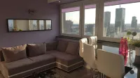 Centre Apartamenty Warszawa Отели в г. Урсус