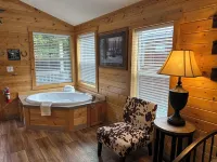 Packwood Lodge & Cabins - parking