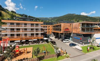 AlpenParks Hotel & Apartment Central Zell am See