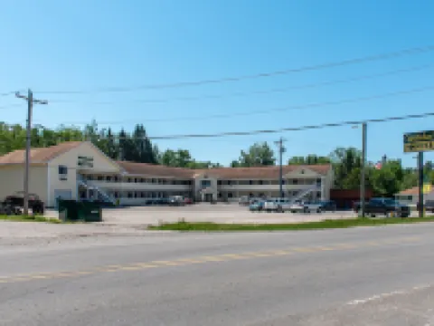 Willabees Motel Hotels in Brimley