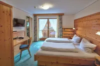 Landgasthof Zur Post فنادق في Buching