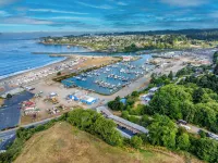 Ocean Suites Motel Hotels in Smith River