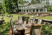 Stagecoach Inn Hotels in Goshen