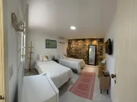 Casa Amarela Hotels in Angra dos Reis