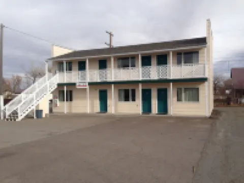 Trout Montana Motel Hotels in Cascade