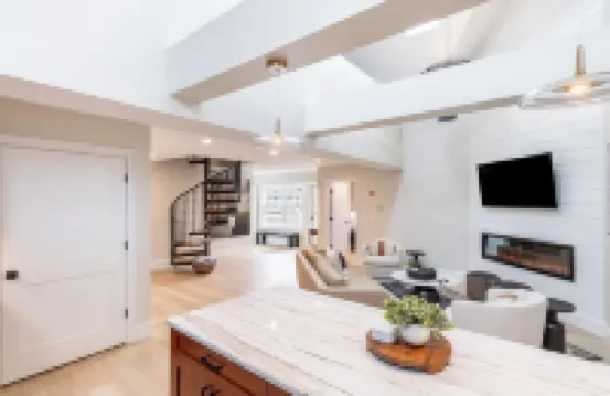 The Newport Lofts - 543 Thames Street