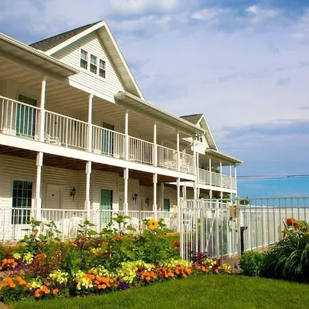 Bay Breeze Resort