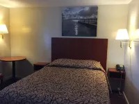 Royal Inn Motel - 2-Star