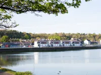 7 Marina View - parking