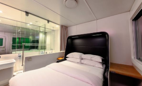 Yotelair London Gatwick Airport