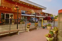 Lariat Motel Hotels in Hardin