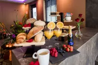 Luxexcellent Super Suite Hotels in Oss