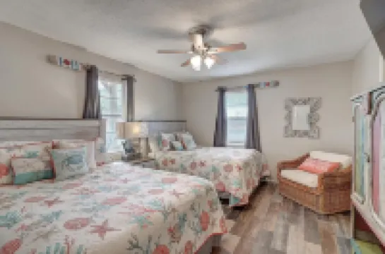 เมอร์เมดส์ แลนดิ้ง คอทเทจ 2 ห้องนอน โดย เรดออว์นนิ่ง