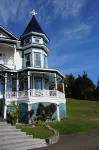Le Manoir du Vieux Presbytère Hotels in Le Rocher-Percé Regional County Municipality