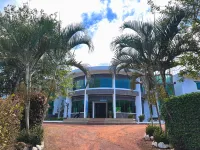 Hotel Galapagos Tortuga Bay Hotel in zona Los Gemelos
