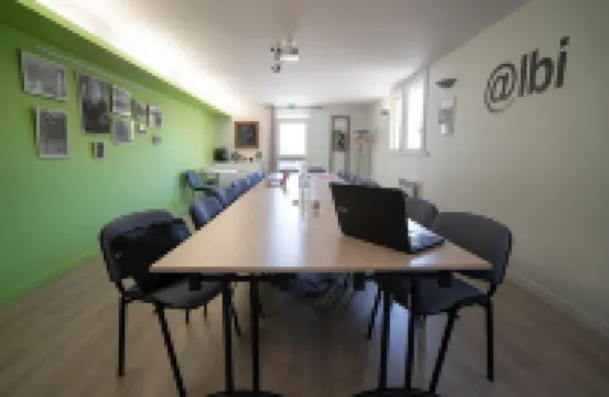 โรงแรมโลจิสออเทลเล็กริอัลโต