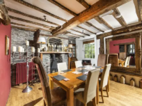 Self Catering Accommodation, Cornerstones, 16th Century Luxury House Overlooking the River Hotels in Llangollen