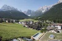 Berghotel - Sexten - Mountain view