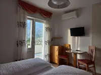 Hotel Lux