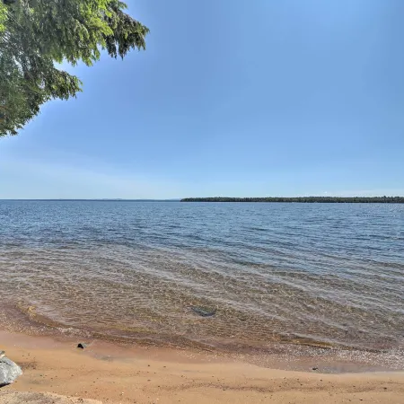 Plattsburgh Home w/ Deck on Lake Champlain