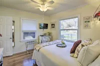 Ideally Located Chico Home - Fire Pit and Grill - Homestays