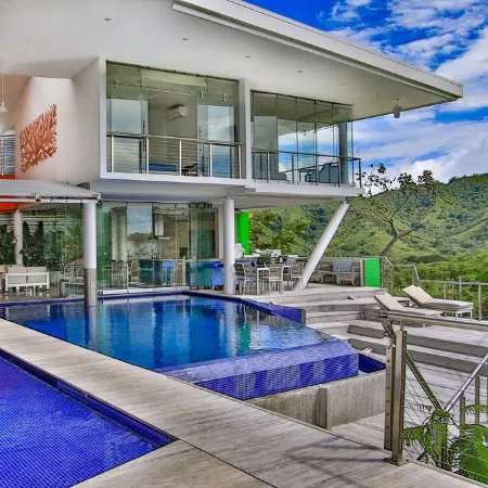 The Malinche Palace luxury villa with the stunning ocean view,close to the beach