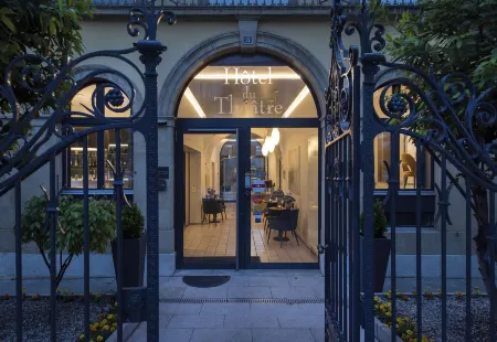 Hôtel du Théâtre, Boutique Hôtel Отели в г. Валь-де-Травер