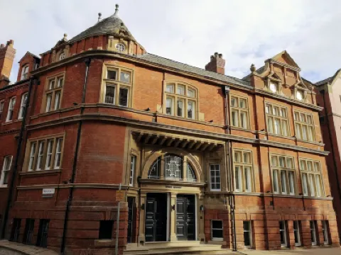 古德拉姆門公寓 酒店