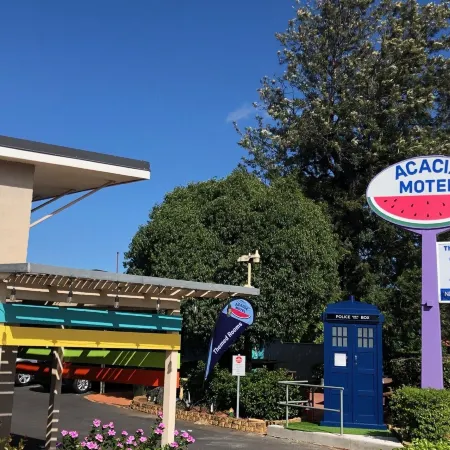 Acacia Motel