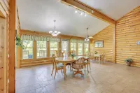 Peaceful Garden City Getaway w/ Grill & Fire Pit - Wifi