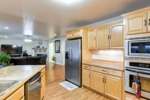 Anchorage Home about 8 Mi to Downtown! - spa