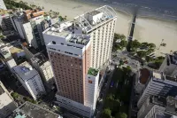 宜必思桑託斯貢扎加海灘酒店