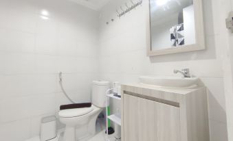 Nice Cozy Studio at Paltrow City Apartment